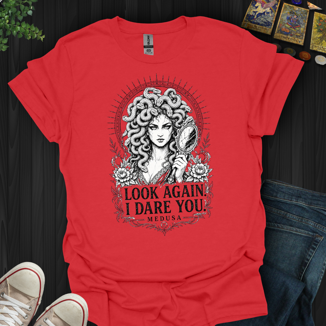 Look Again Medusa- T-Shirt