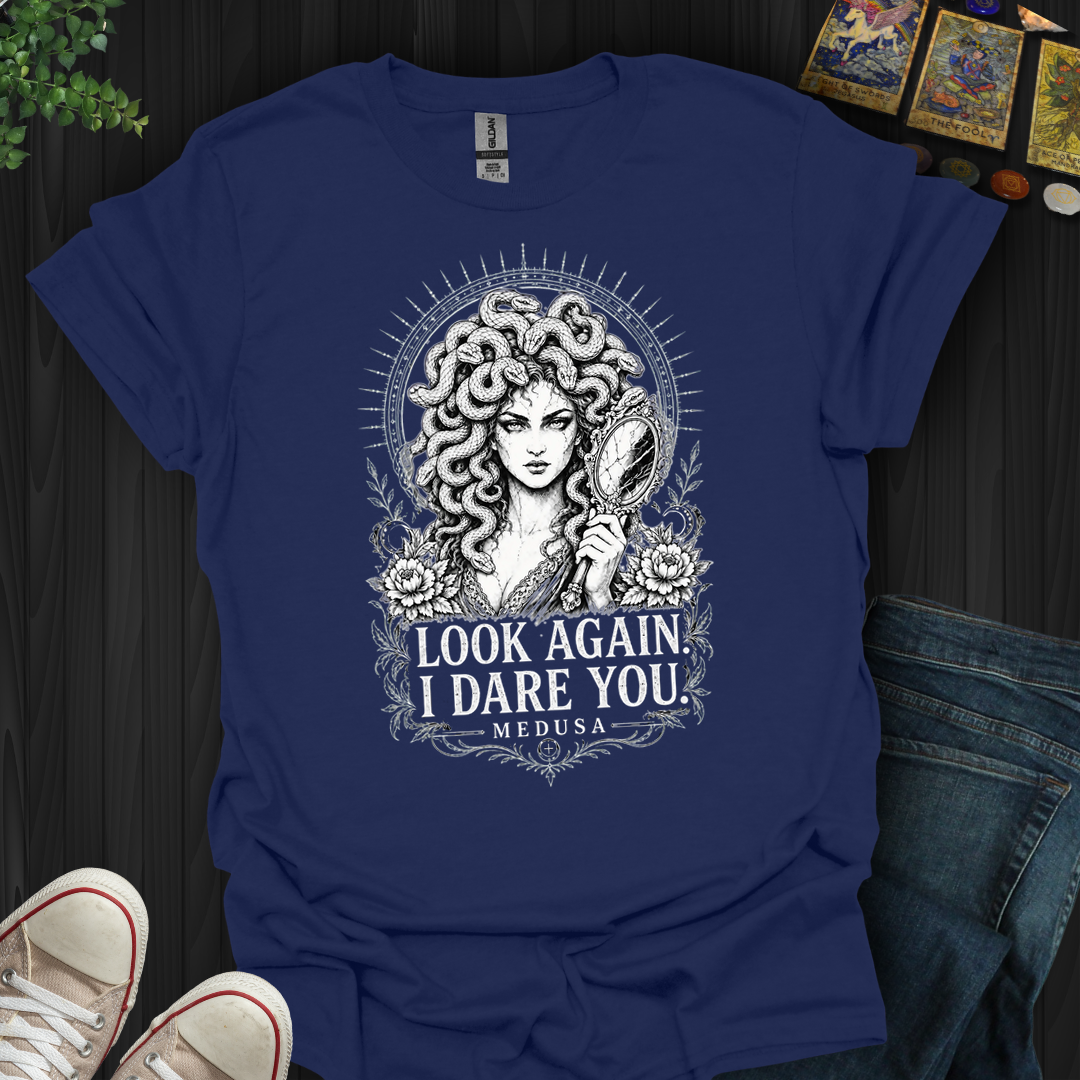 Look Again Medusa- T-Shirt