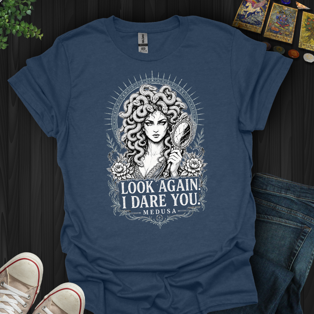 Look Again Medusa- T-Shirt