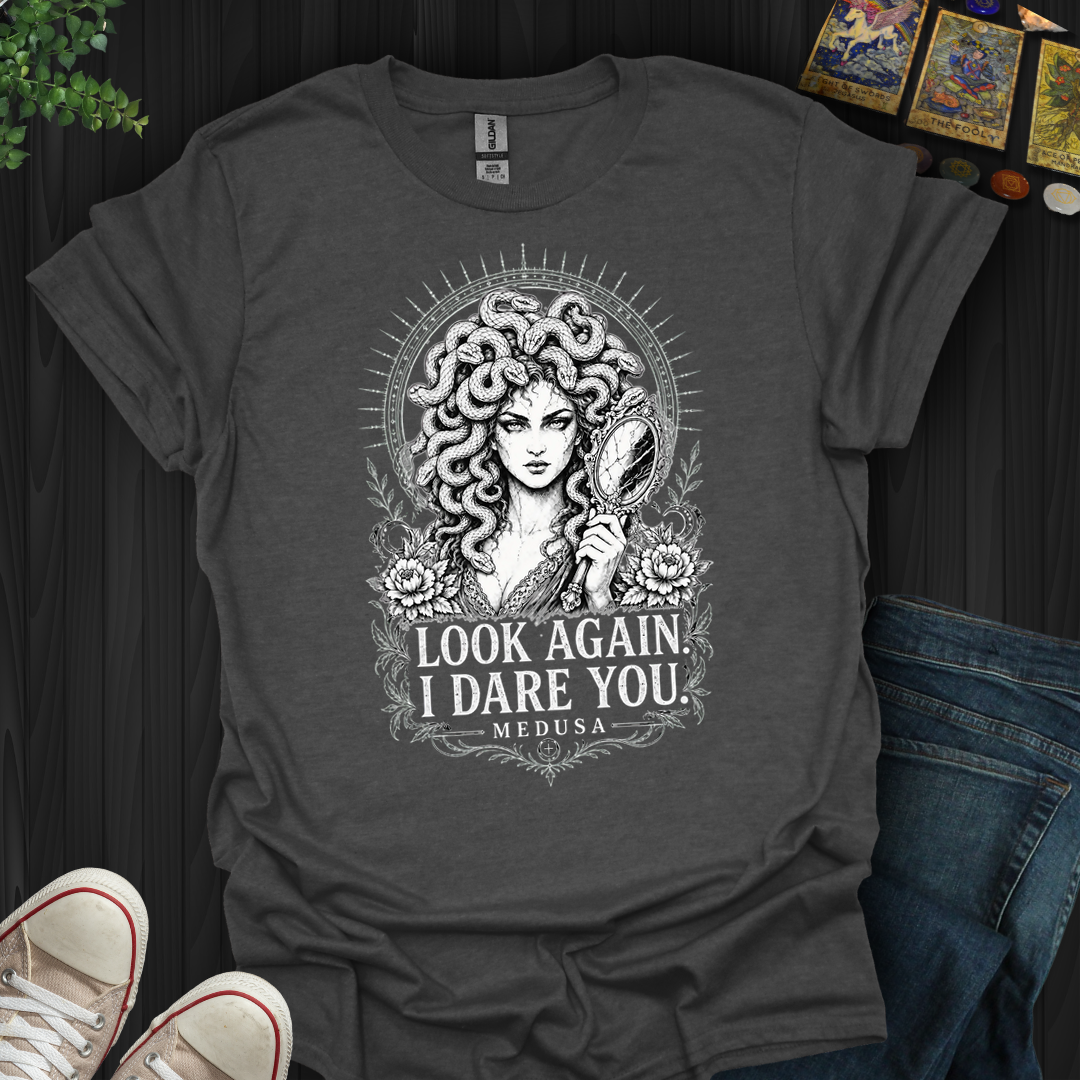 Look Again Medusa- T-Shirt