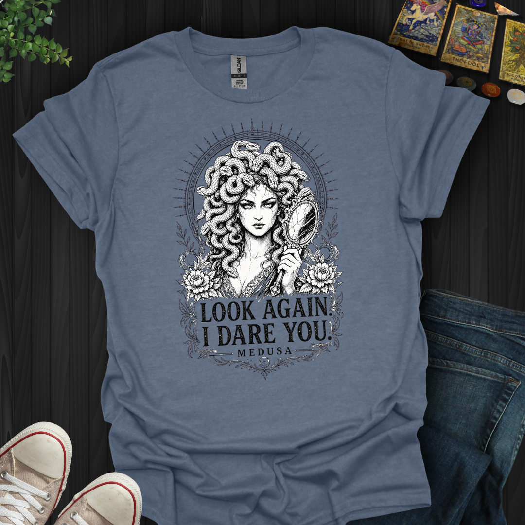 Look Again Medusa- T-Shirt