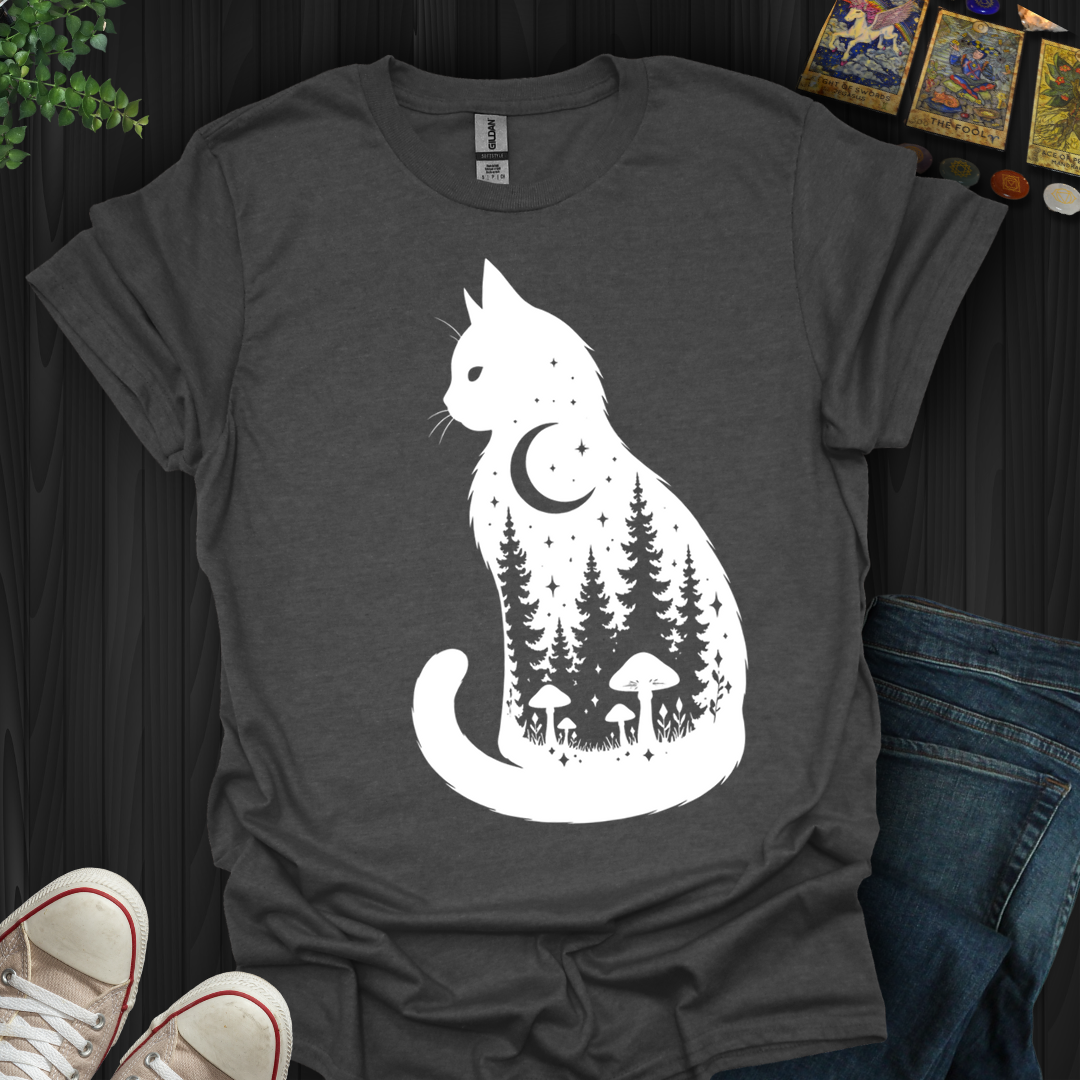 Moonlit Familiar- T-Shirt
