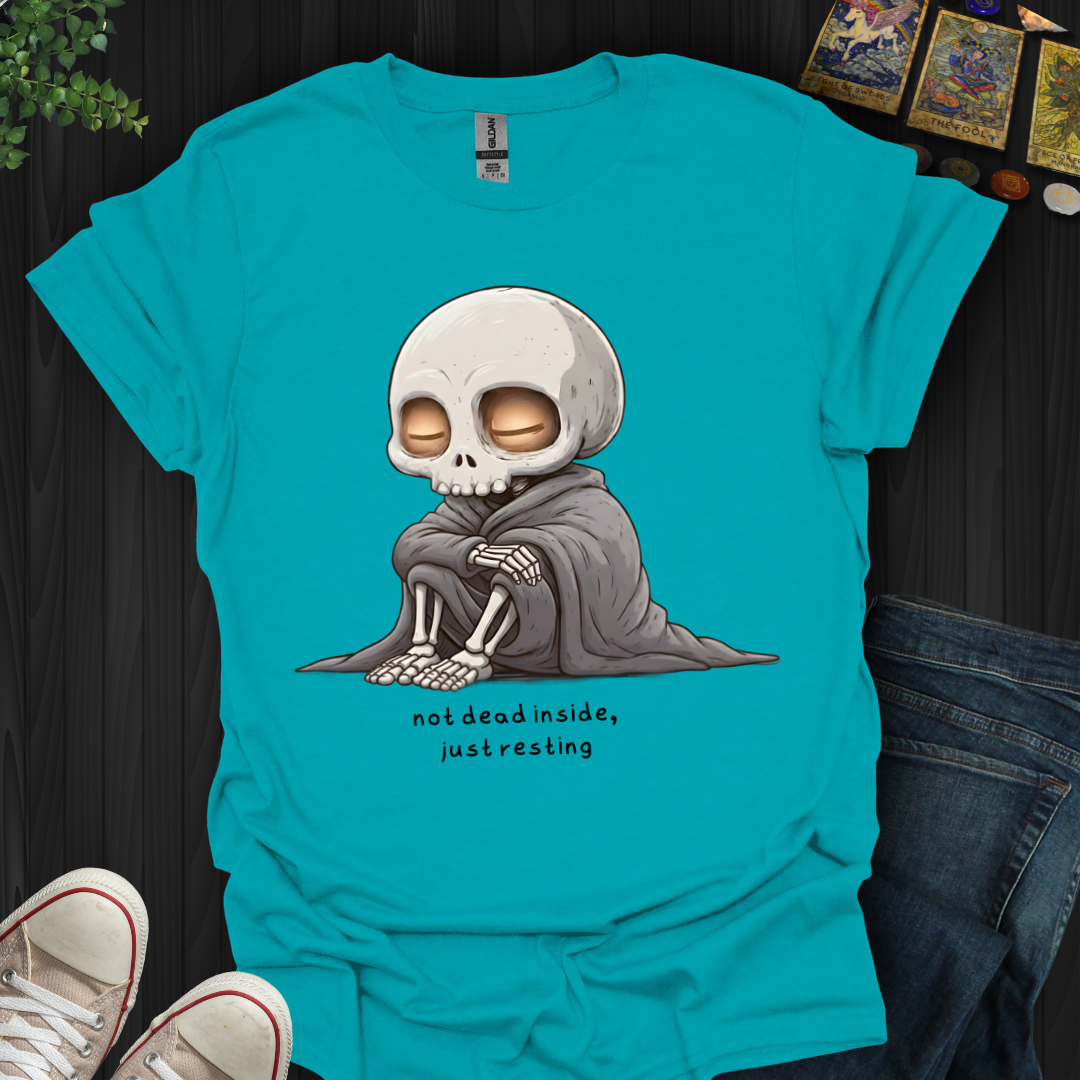 Just Resting  T-Shirt New