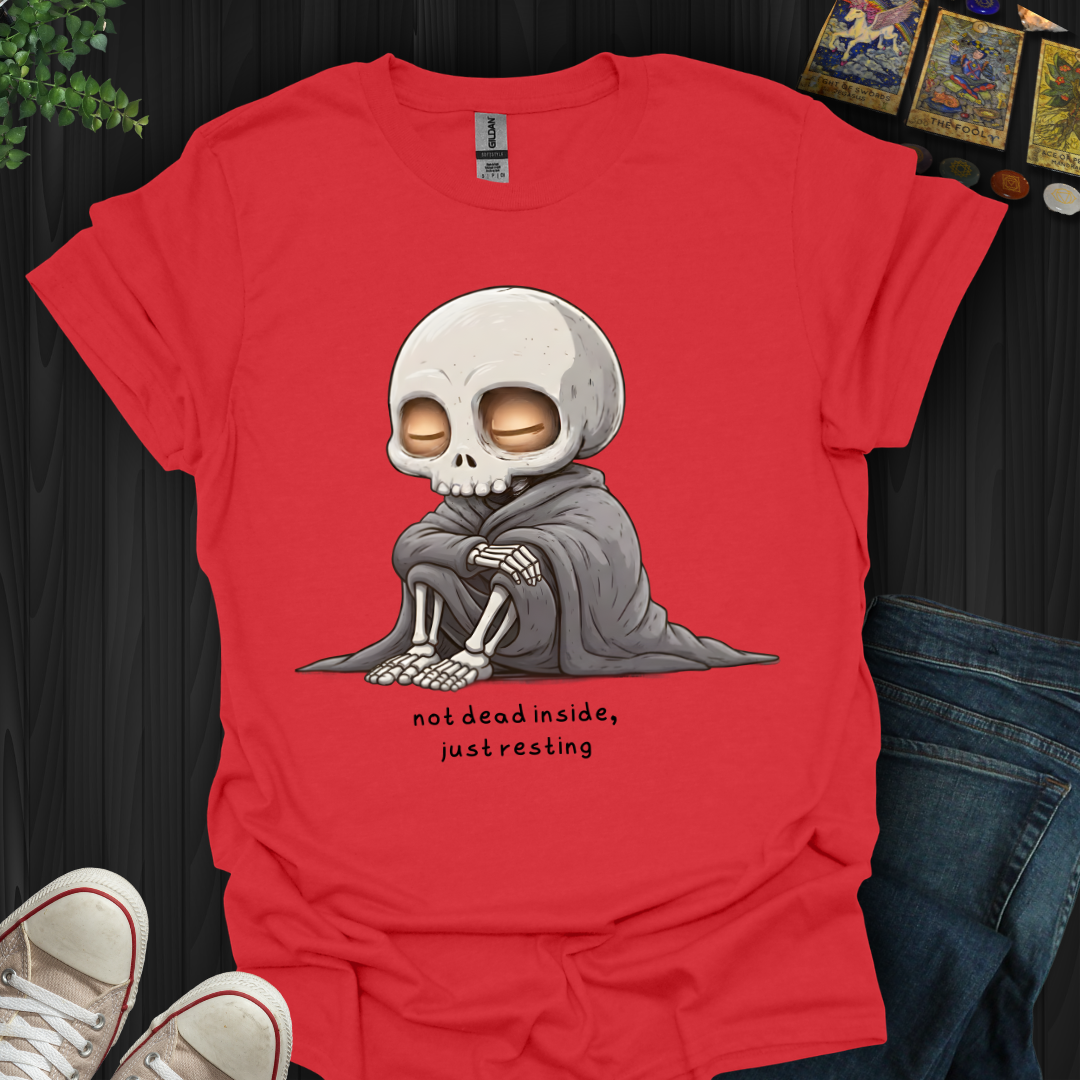 Just Resting  T-Shirt New